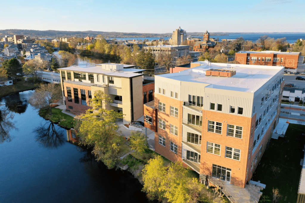 West Shore Bank and Commongrounds, Traverse City, Michigan - Construction by Cunningham-Limp